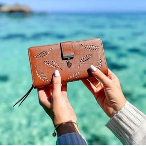 Wanderlust wallet by Vagabond goods